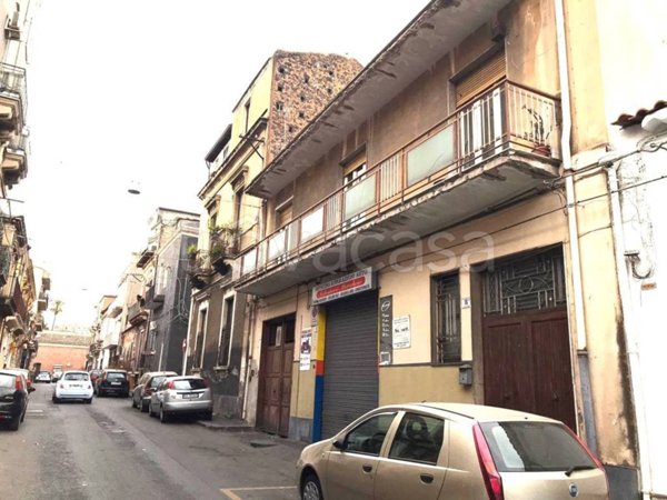 negozio in vendita a Catania