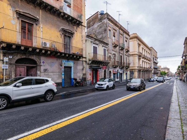 ufficio in vendita a Catania in zona Centro Storico