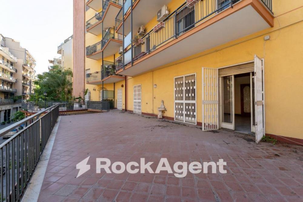appartamento in vendita a Catania in zona Centro Storico