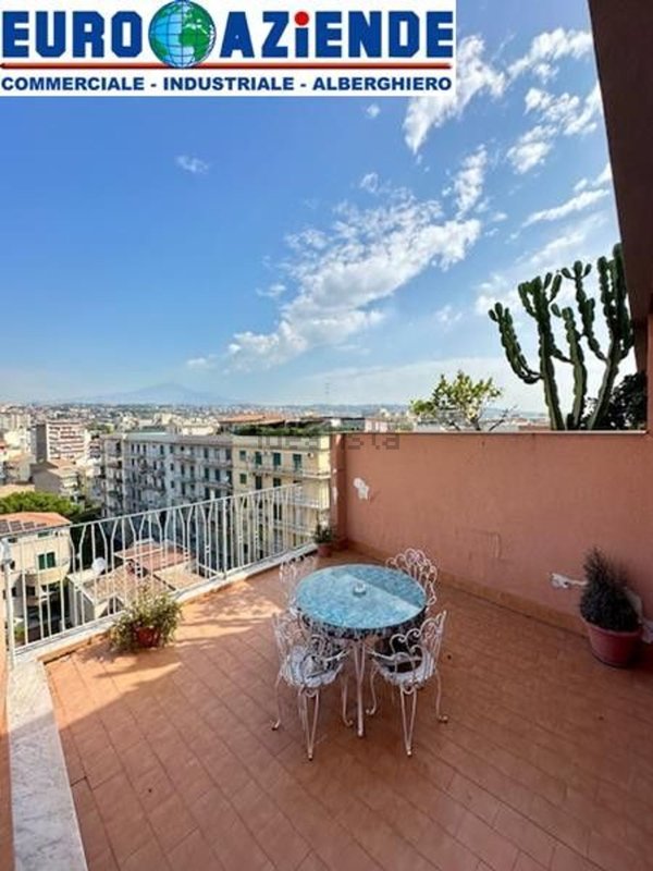 appartamento in vendita a Catania in zona Picanello