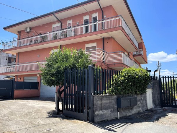 appartamento in vendita a Catania in zona Trappeto