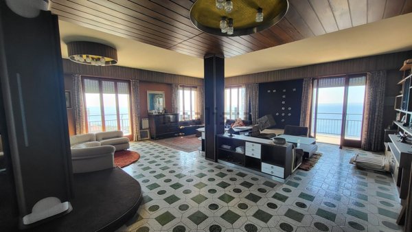 appartamento in vendita a Catania in zona Ognina