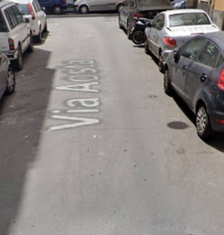 locale commerciale in vendita a Catania