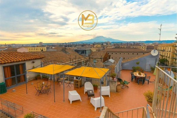 appartamento in vendita a Catania in zona Centro Storico