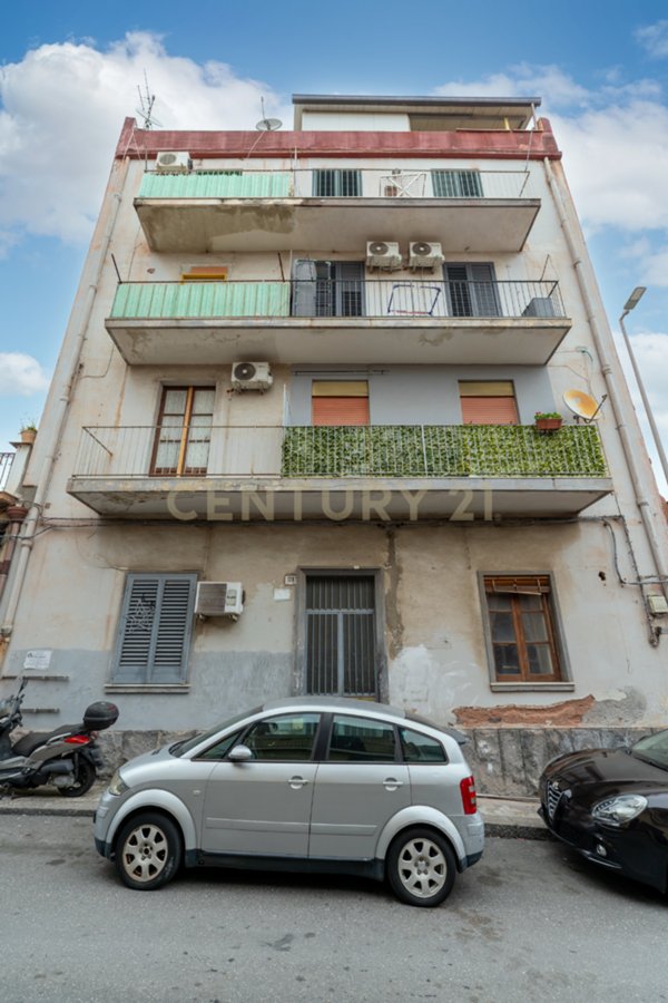 appartamento in vendita a Catania in zona Picanello