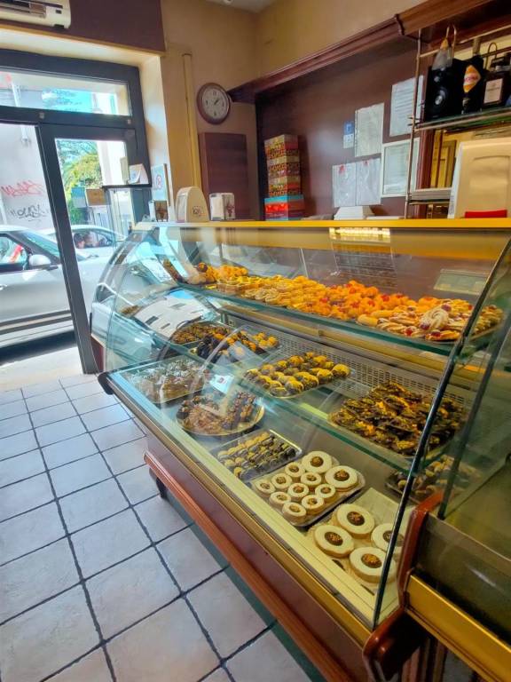 negozio in vendita a Catania in zona Cibali