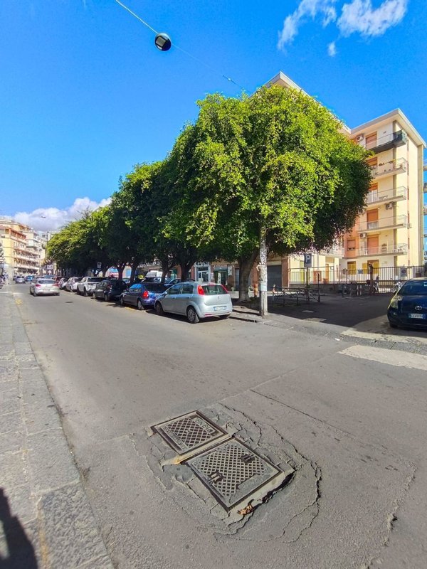 appartamento in vendita a Catania in zona Barriera del Bosco