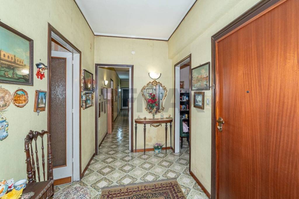 appartamento in vendita a Catania in zona Picanello