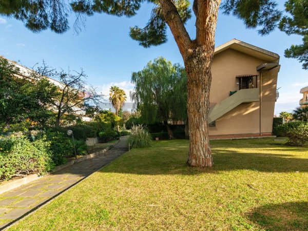 appartamento in vendita a Catania in zona Picanello