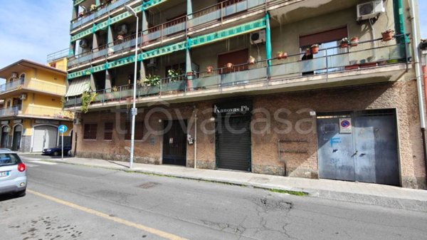 locale commerciale in vendita a Catania in zona Picanello