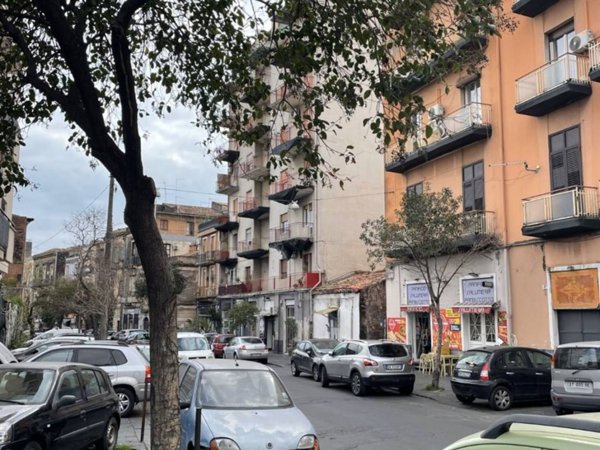 appartamento in vendita a Catania in zona Centro Storico
