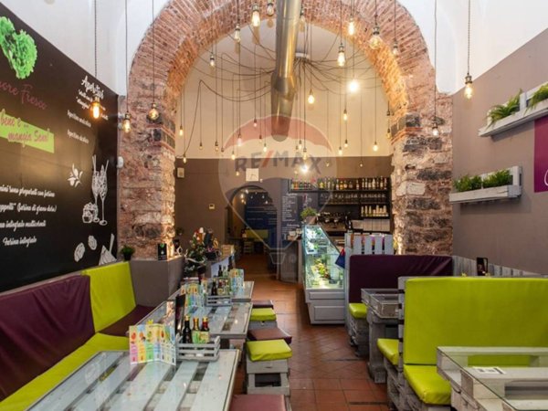 negozio in vendita a Catania in zona Centro Storico