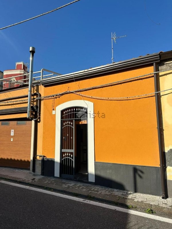 casa indipendente in vendita a Catania in zona Ognina