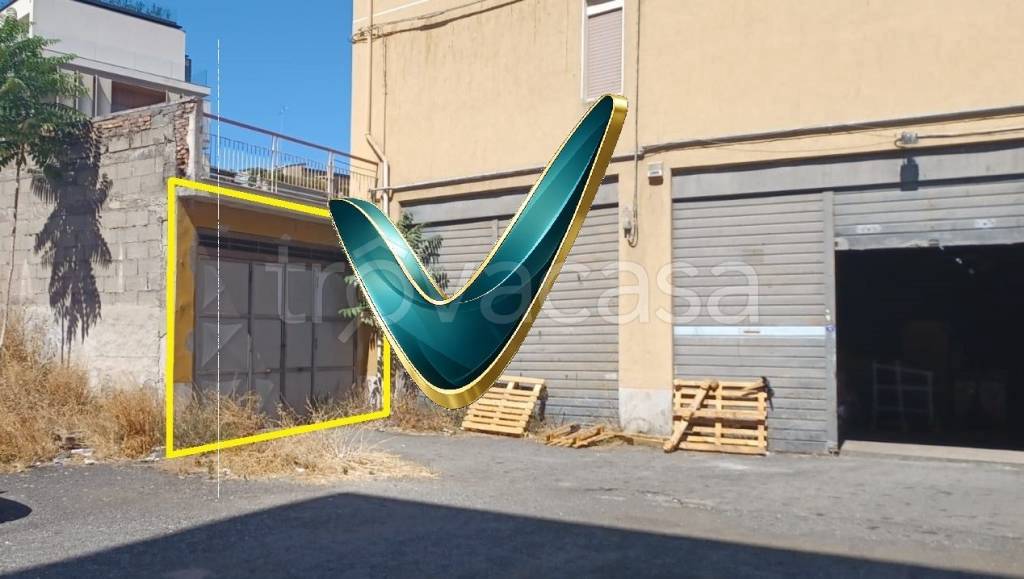 locale commerciale in vendita a Catania