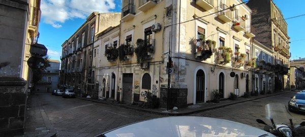 appartamento in vendita a Catania in zona Centro Storico
