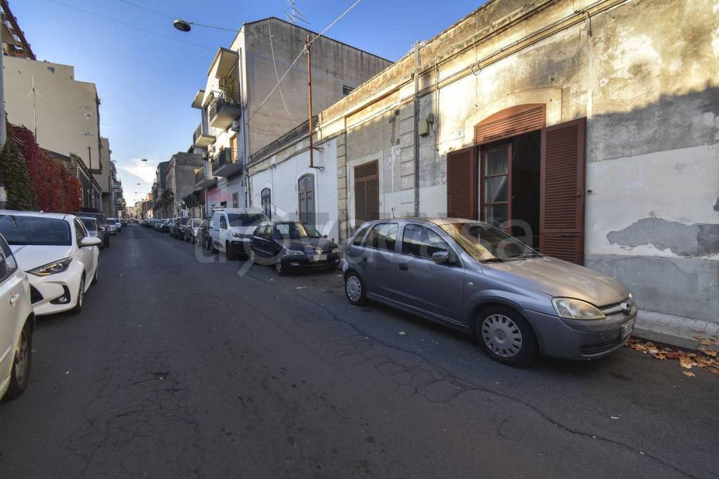 casa indipendente in vendita a Catania in zona Picanello