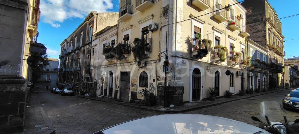 appartamento in vendita a Catania in zona Centro Storico