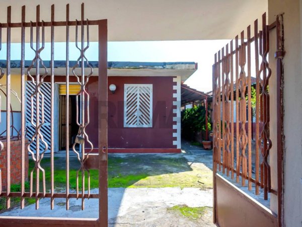 casa indipendente in vendita a Catania in zona Centro Storico