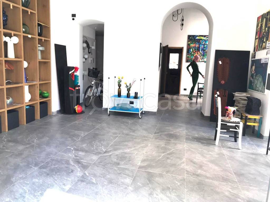 negozio in vendita a Catania