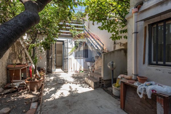 casa indipendente in vendita a Catania in zona Cibali
