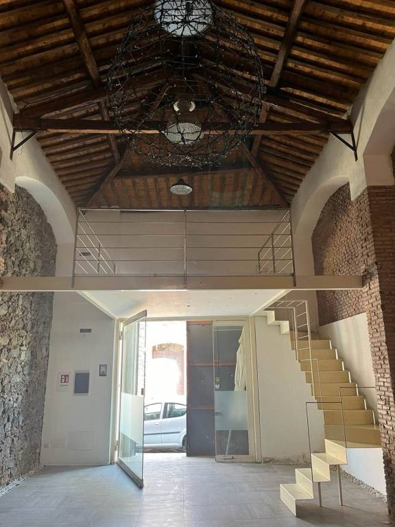 negozio in vendita a Catania