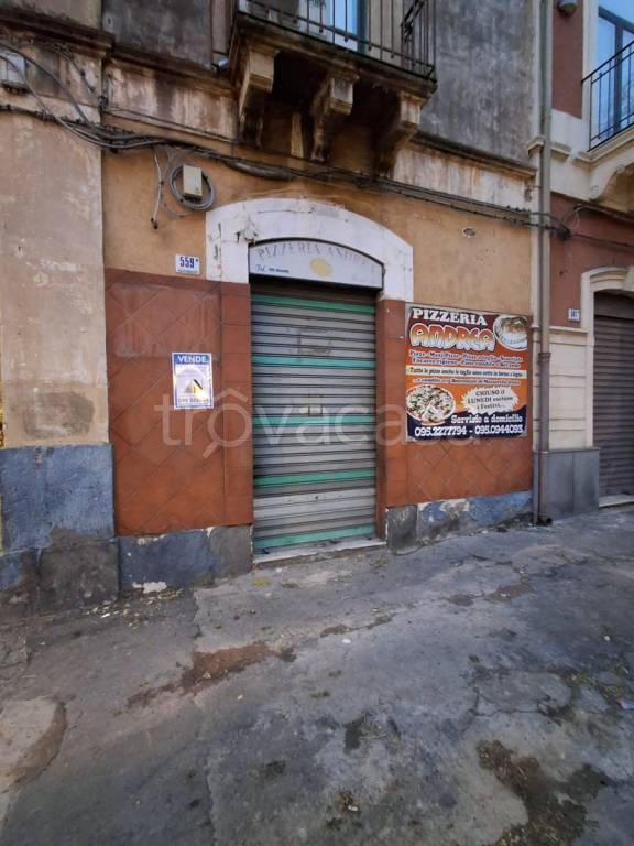 negozio in vendita a Catania in zona Centro Storico