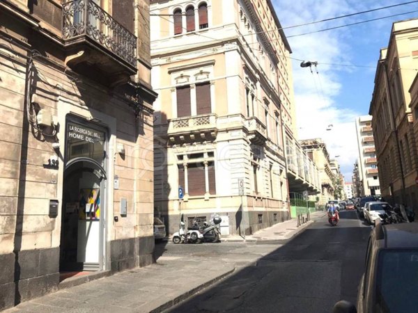 negozio in vendita a Catania