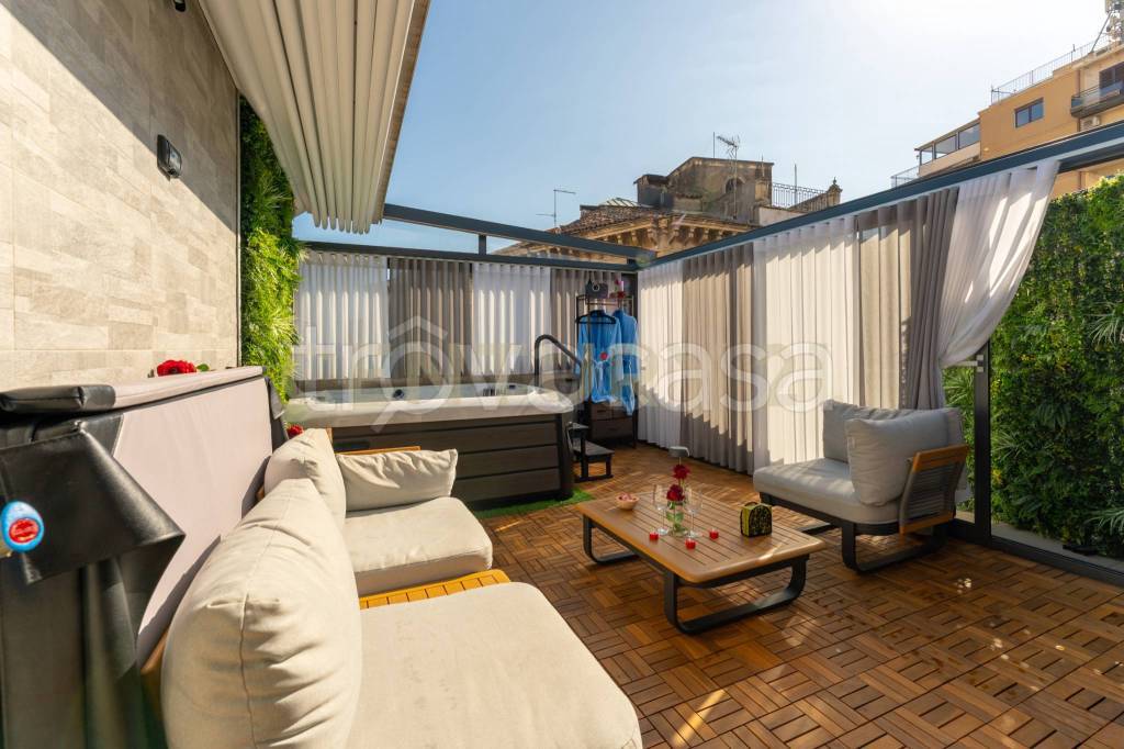 appartamento in vendita a Catania in zona Centro Storico