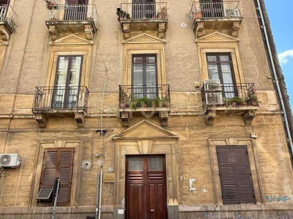 appartamento in vendita a Catania in zona Centro Storico