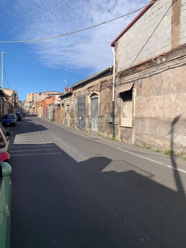 ufficio in vendita a Catania in zona San Leone