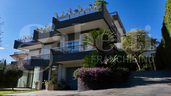 casa indipendente in vendita a Catania in zona Centro Storico