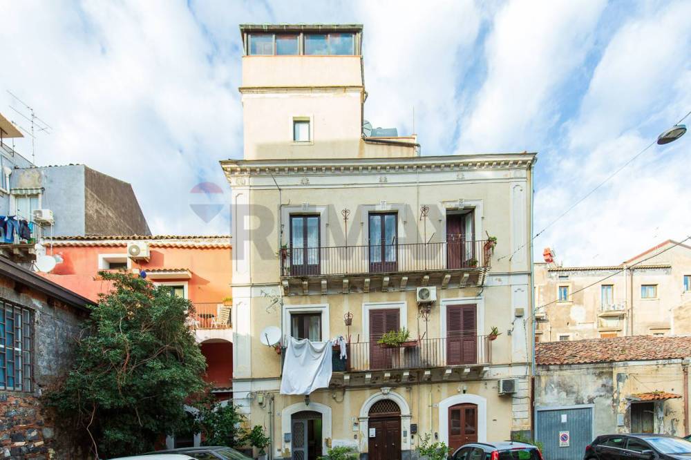 appartamento in vendita a Catania in zona Centro Storico