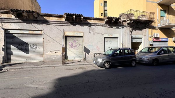 negozio in vendita a Catania