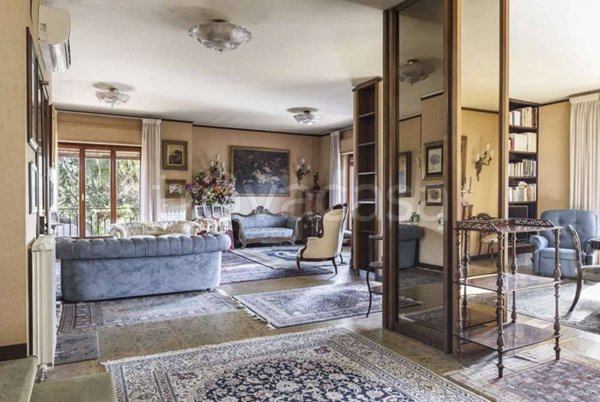 casa indipendente in vendita a Catania