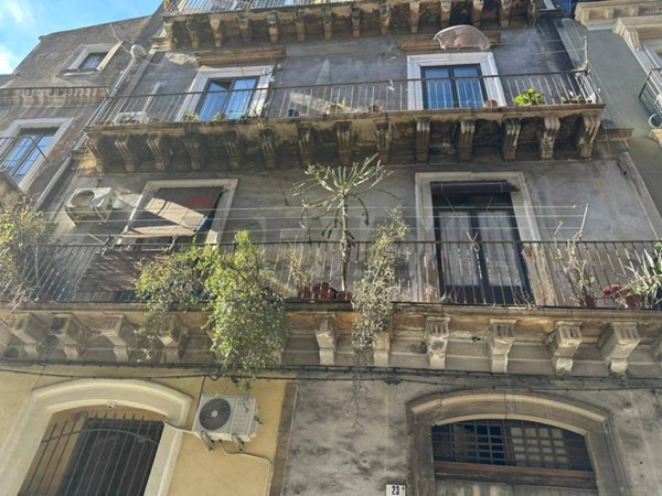 appartamento in vendita a Catania in zona Centro Storico