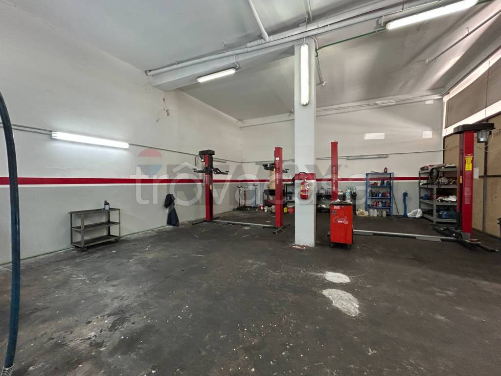 negozio in vendita a Catania in zona San Giorgio