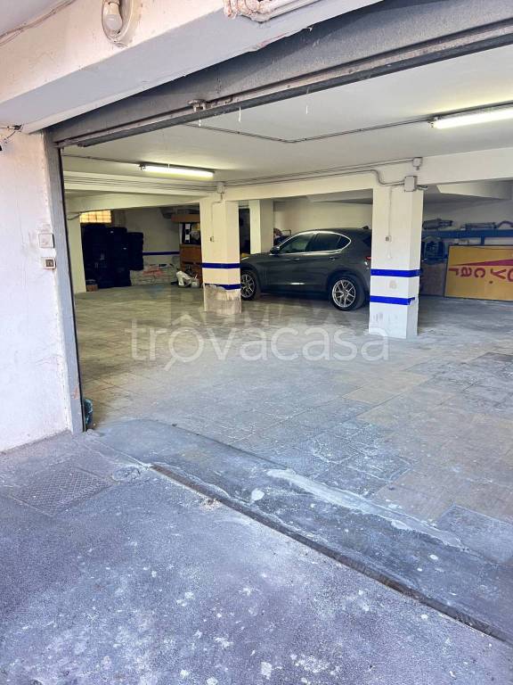 negozio in vendita a Catania