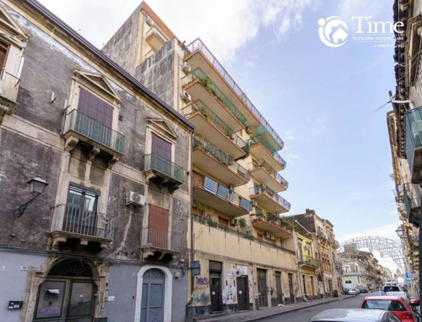 appartamento in vendita a Catania in zona Centro Storico