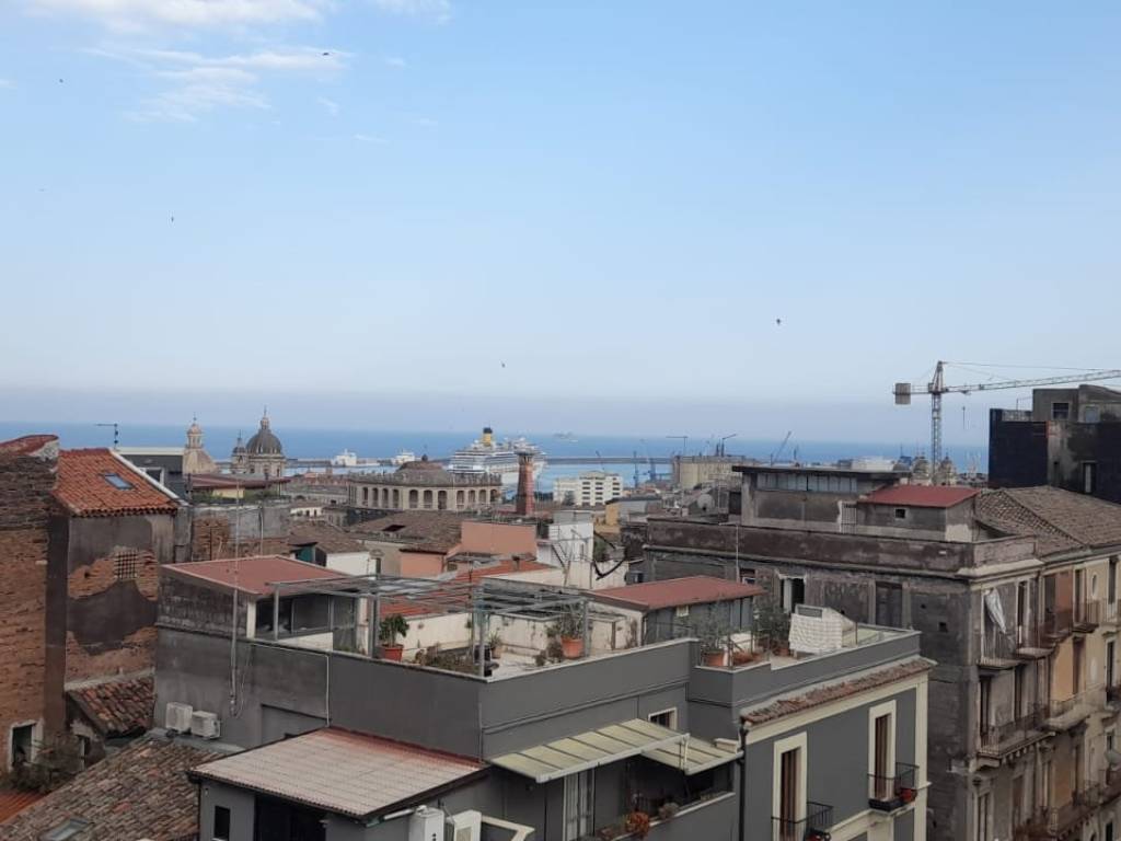 appartamento in vendita a Catania in zona Centro Storico