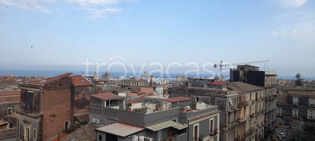 appartamento in vendita a Catania in zona Centro Storico