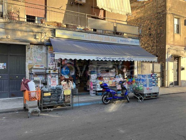 negozio in vendita a Catania in zona Picanello