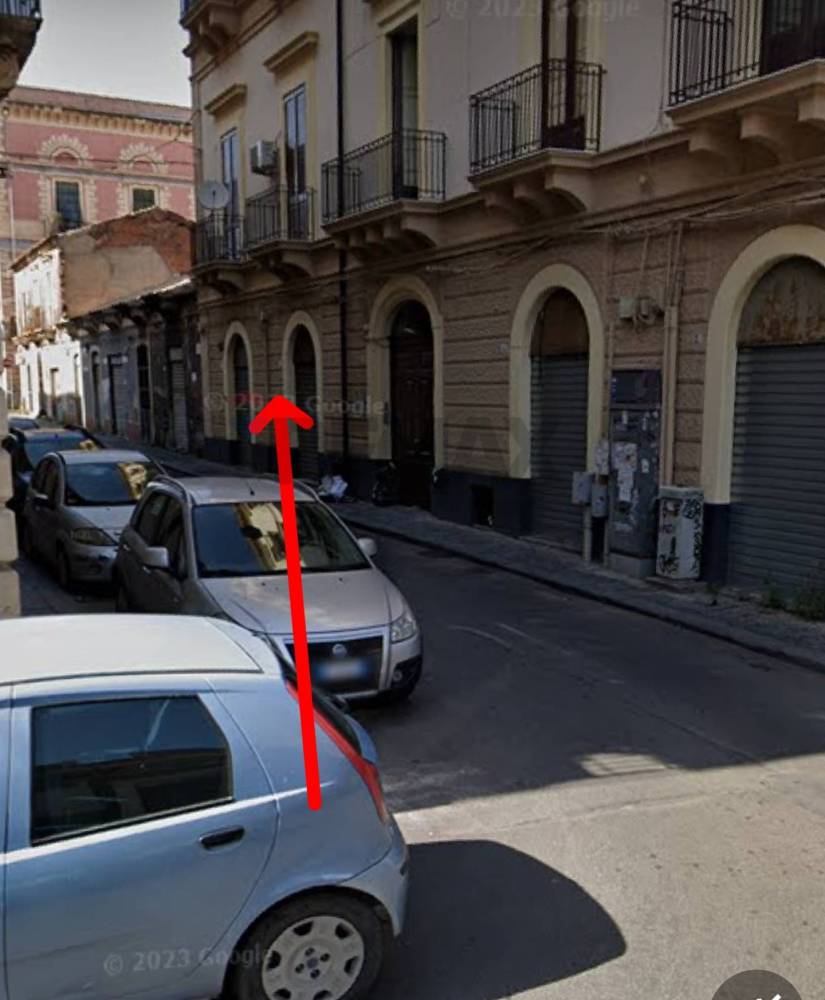 locale commerciale in vendita a Catania in zona Centro Storico