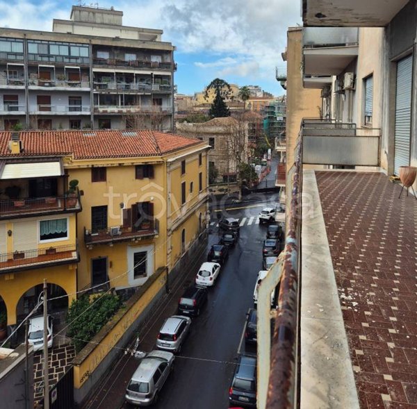 appartamento in vendita a Catania in zona Centro Storico