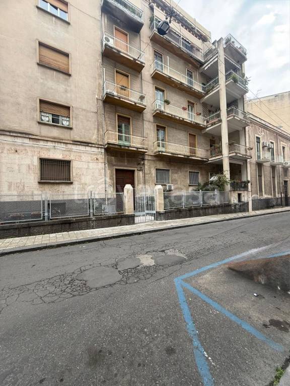 casa indipendente in vendita a Catania in zona Centro Storico