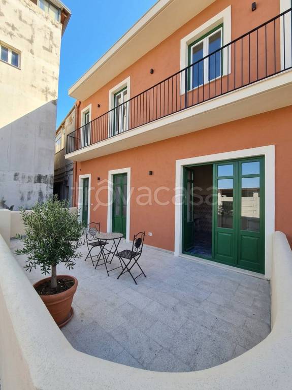 casa indipendente in vendita a Catania