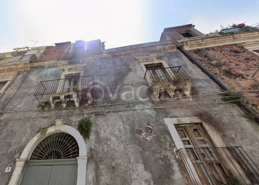 appartamento in vendita a Catania in zona Centro Storico