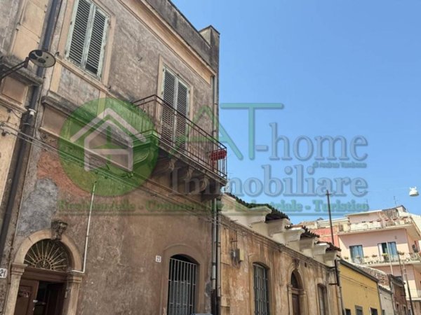 intera palazzina in vendita a Catania