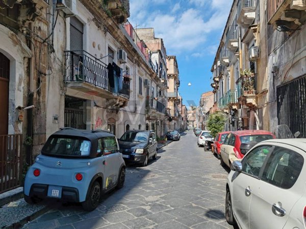 appartamento in vendita a Catania in zona Centro Storico