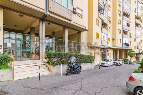 appartamento in vendita a Catania in zona Librino