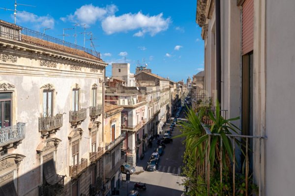 appartamento in vendita a Catania in zona Centro Storico